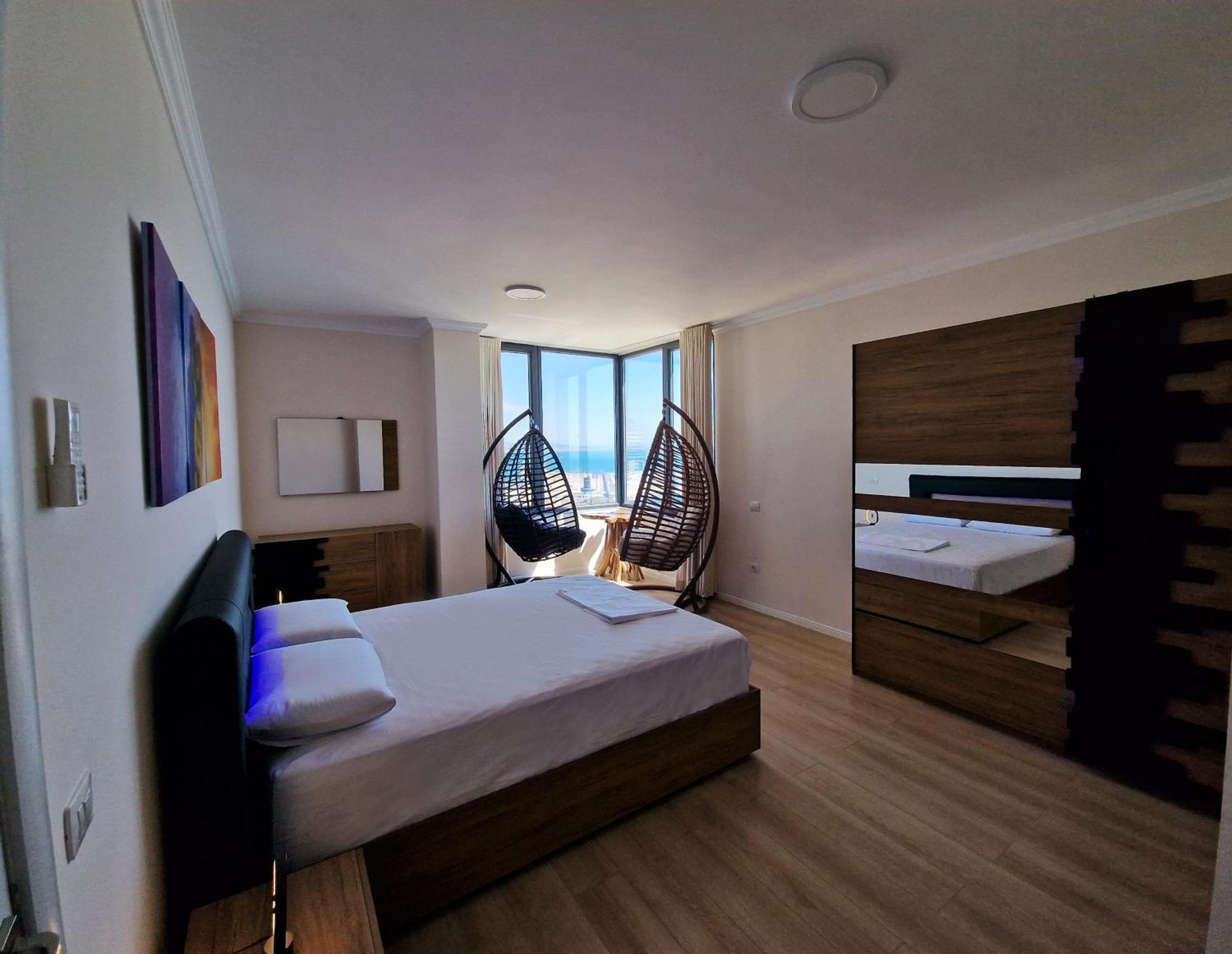 Absolut Vollga Apartment Durres Bagian luar foto